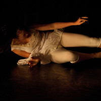 Agnes Wrazidlo (Oxymoron Dance Company) in 'I wanna die for you', Waschhaus Potsdam, 11/2009 Tänzerin