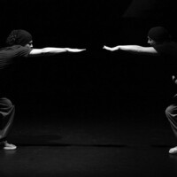 'Reflection' Tanz: Mio und Robozee; Visuals: Enkidu, Fabrik Potsdam, 2009 Tänzer sw-Foto